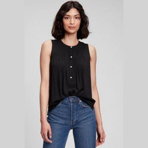 GAP Black Sleeveless Pleated Tank Top
